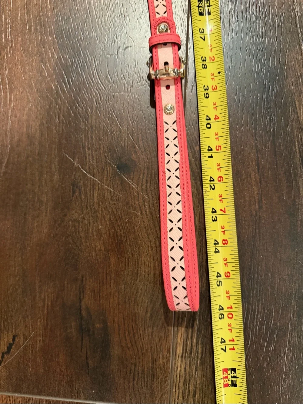 Henri Bendel Perforated Pink Coral Dog Leash in Mint Condition! NWOT